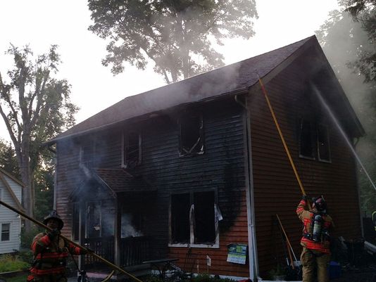 636349285914078448-finchettfire